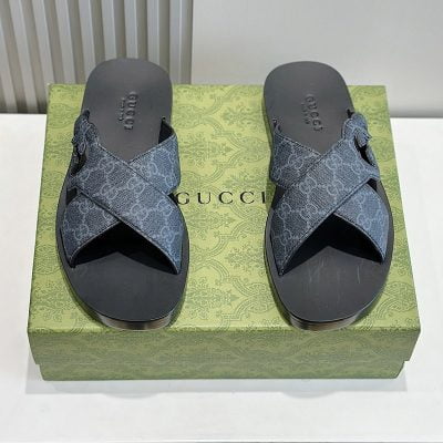 Dép quai ngang Gucci Interlocking Double G Sandals