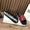 Dép Dolce Gabbana quai ngang họa tiết chữ đỏ