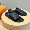 Dép quai ngang LV hoa chìm Monogram màu đen siêu cấp