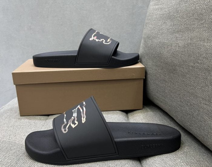 Dép Burberry Check EKD Motif slides in Black Like Auth