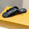 Dép quai chéo Louis Vuitton da bóng màu đen Like Auth