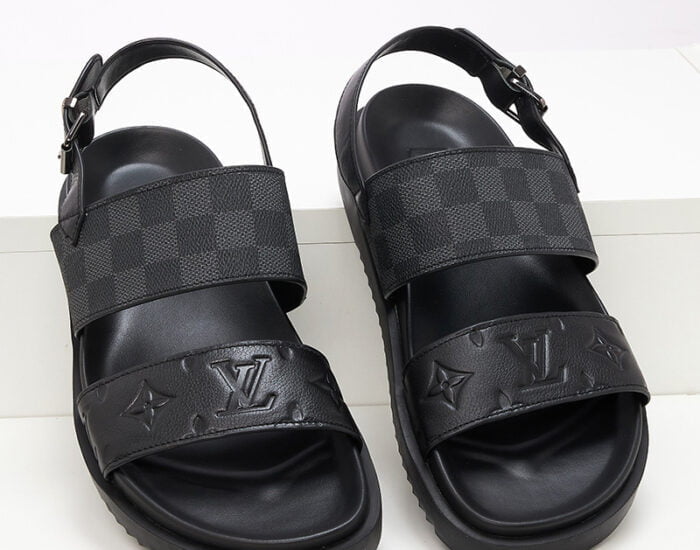 Dép quai hậu Louis Vuitton caro màu xám họa tiết Monogram